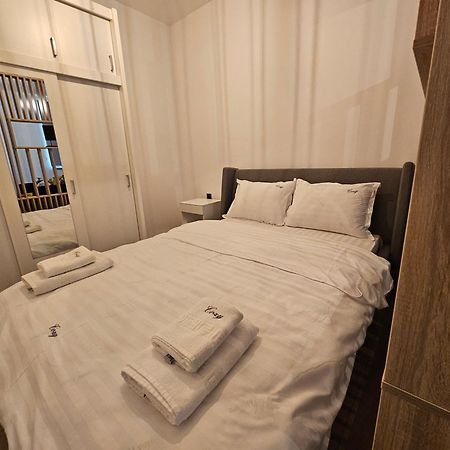 Deluxe Cozy Studios On Central M Eminescu Street #Târgu-Mureş Buitenkant foto